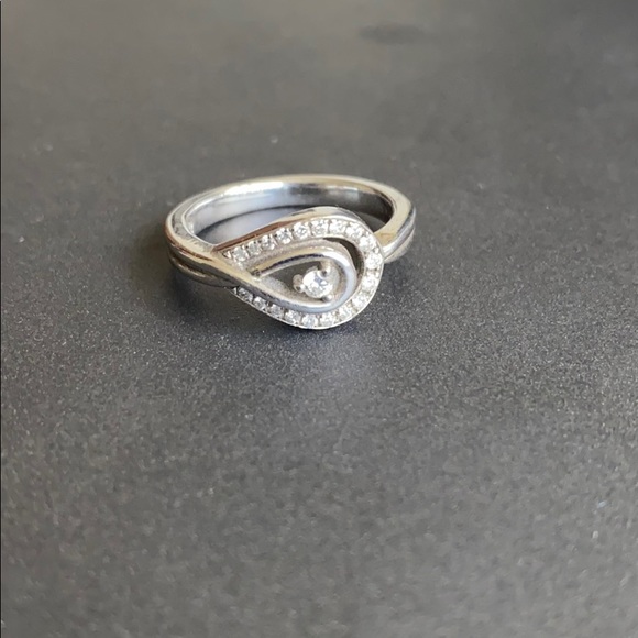 Jewelry - Diamond ring